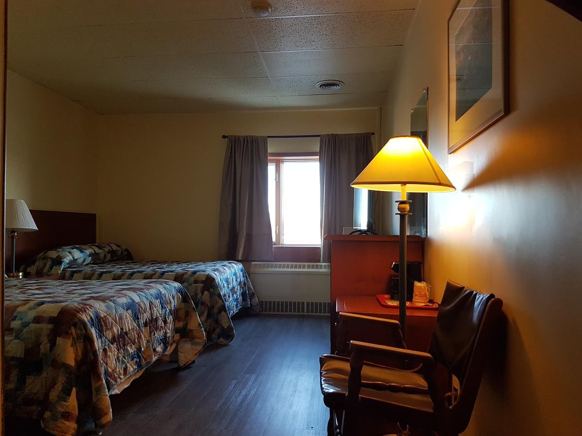 נורת' בטלפורד Beaver Hotel מראה חיצוני תמונה
