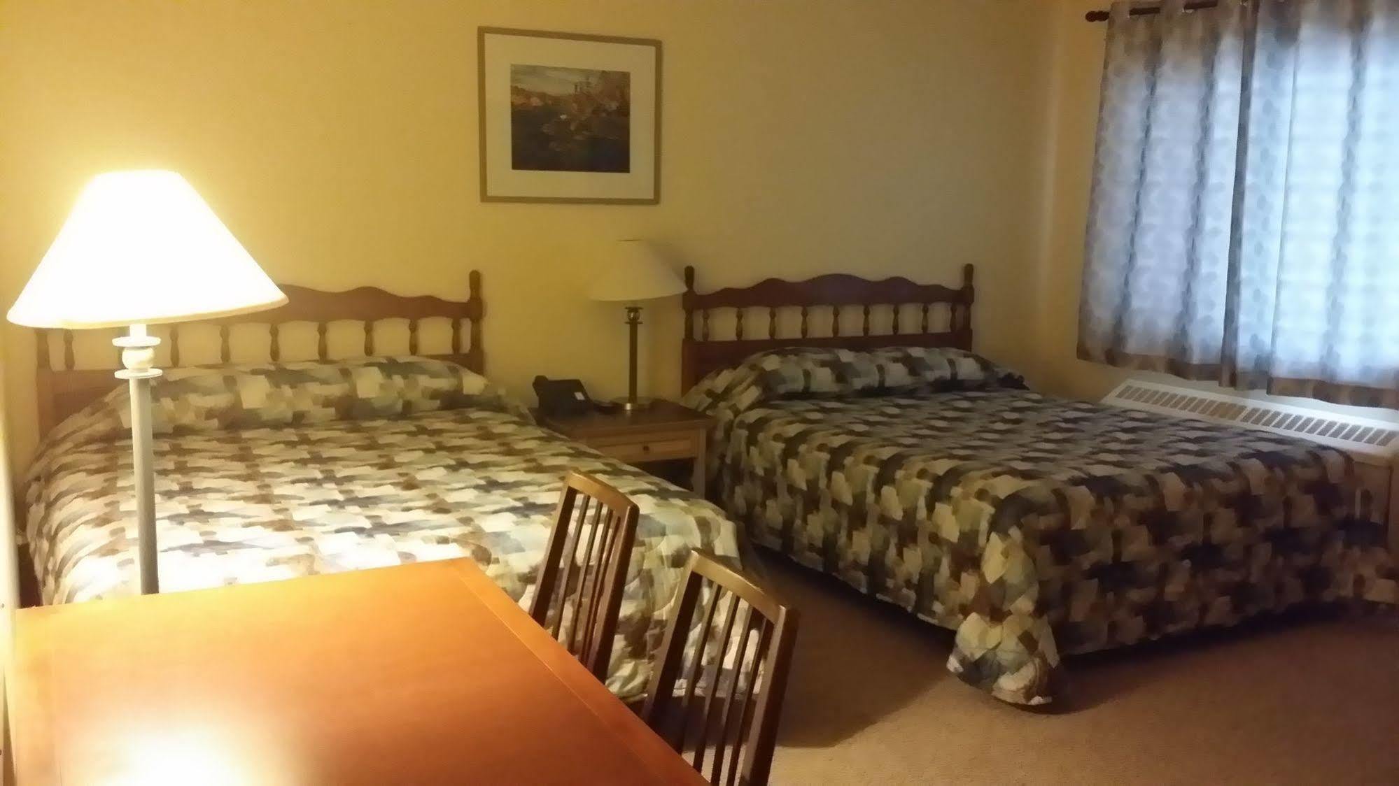 נורת' בטלפורד Beaver Hotel מראה חיצוני תמונה
