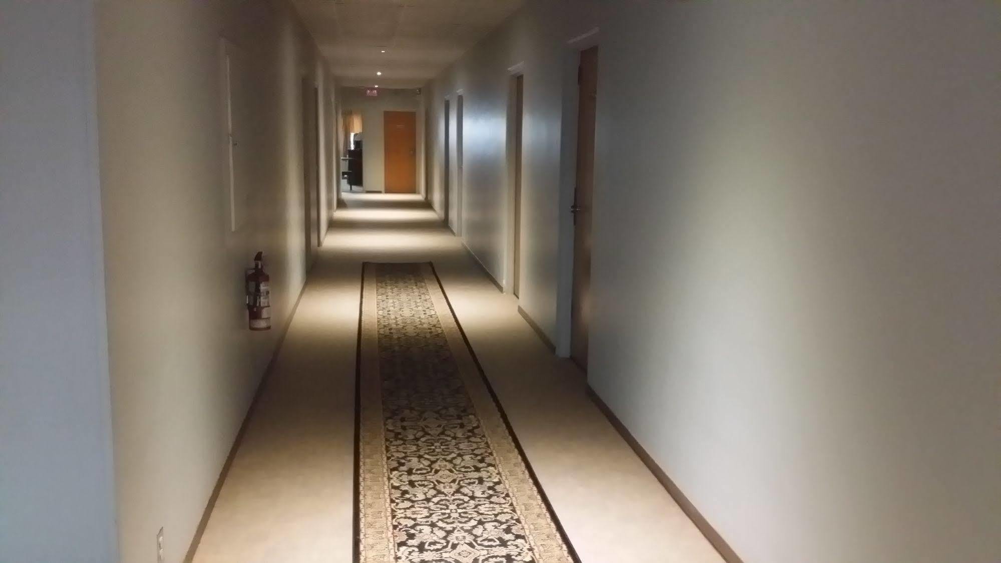 נורת' בטלפורד Beaver Hotel מראה חיצוני תמונה